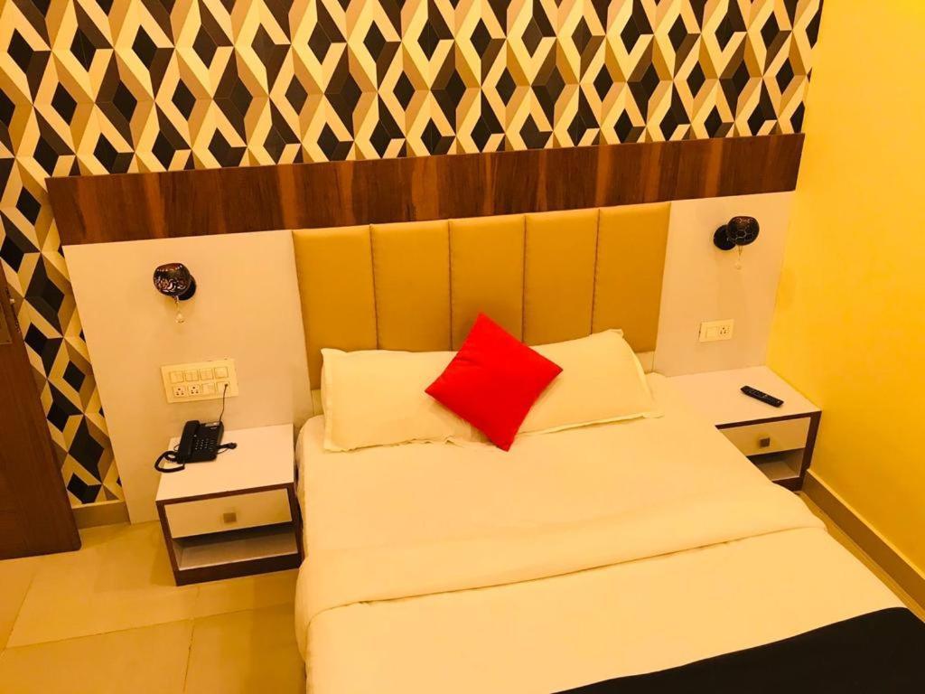 Hotel Keerthana Puttur Puttur  Exteriér fotografie