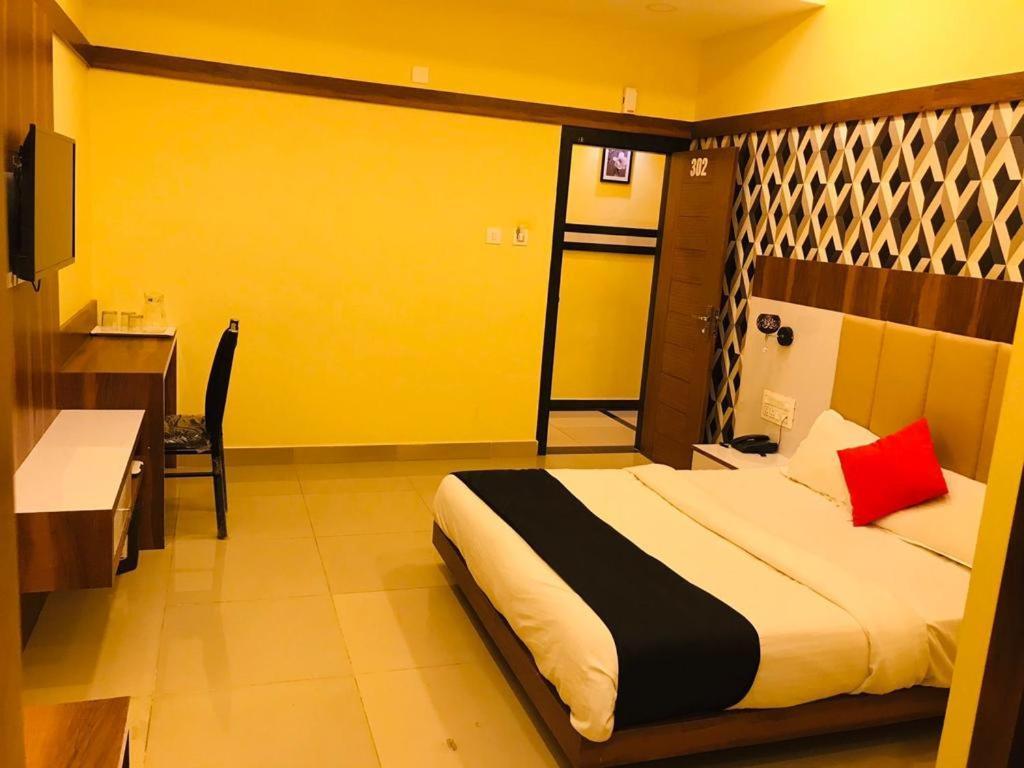 Hotel Keerthana Puttur Puttur  Exteriér fotografie