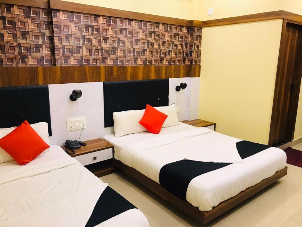 Hotel Keerthana Puttur Puttur  Exteriér fotografie